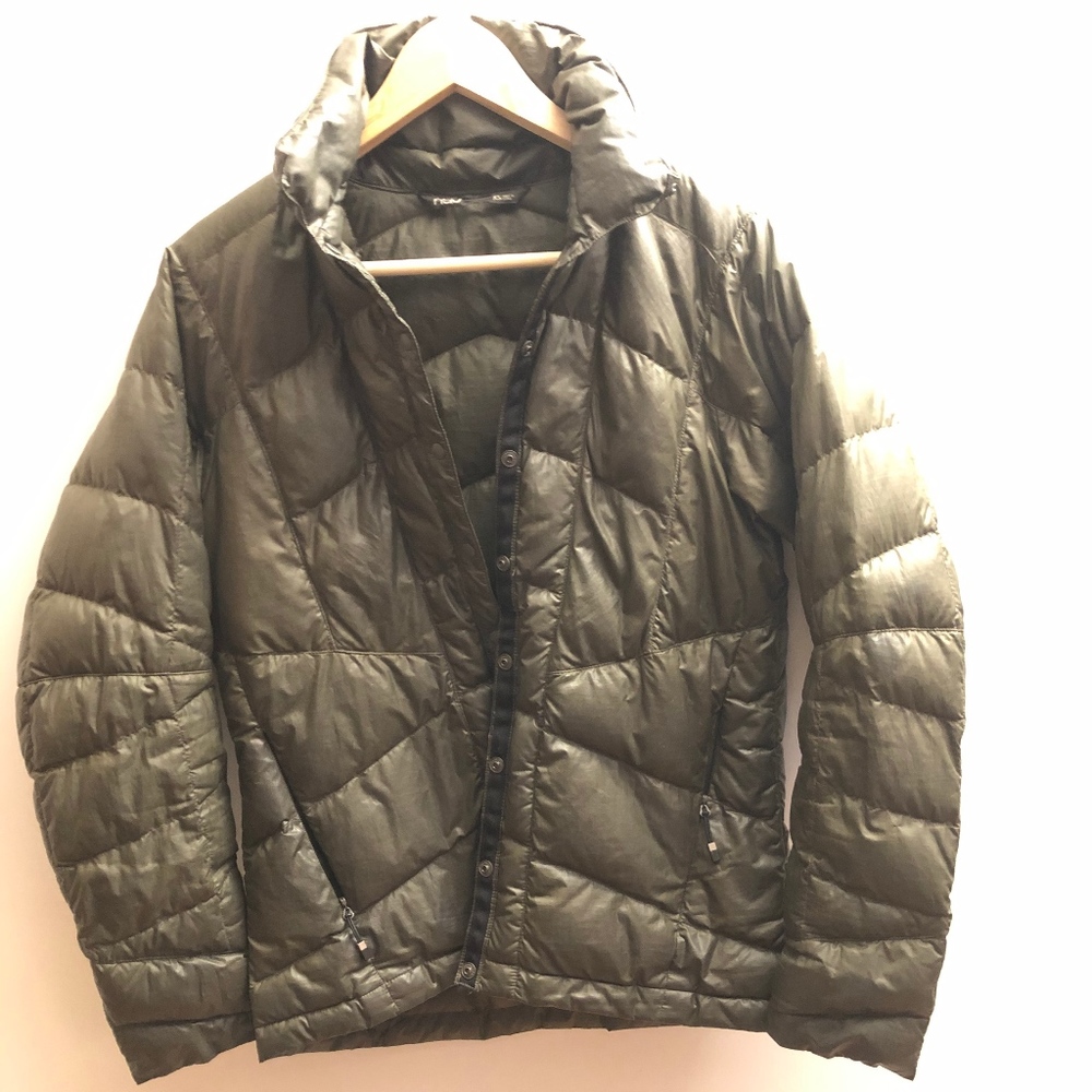 Women's Nau down shirt/jacket, XS, olive green
